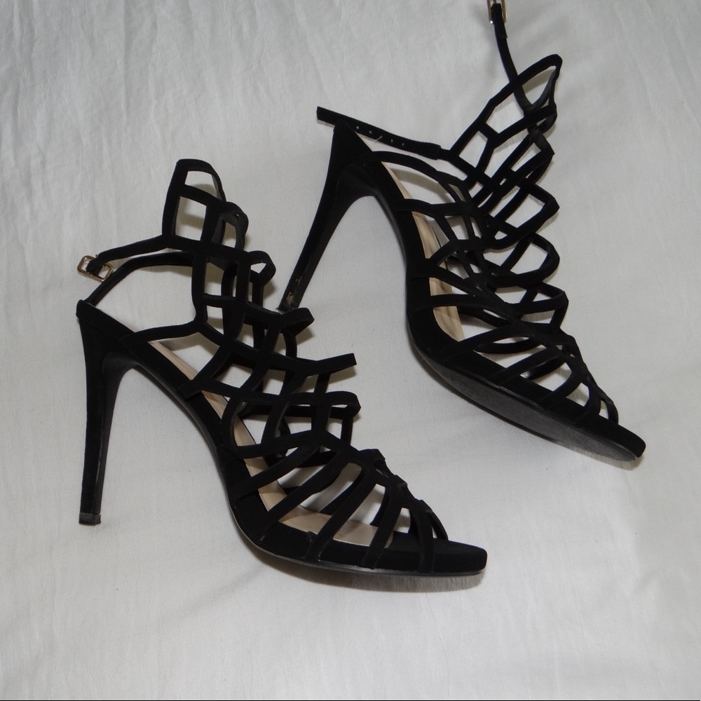 D heart heels